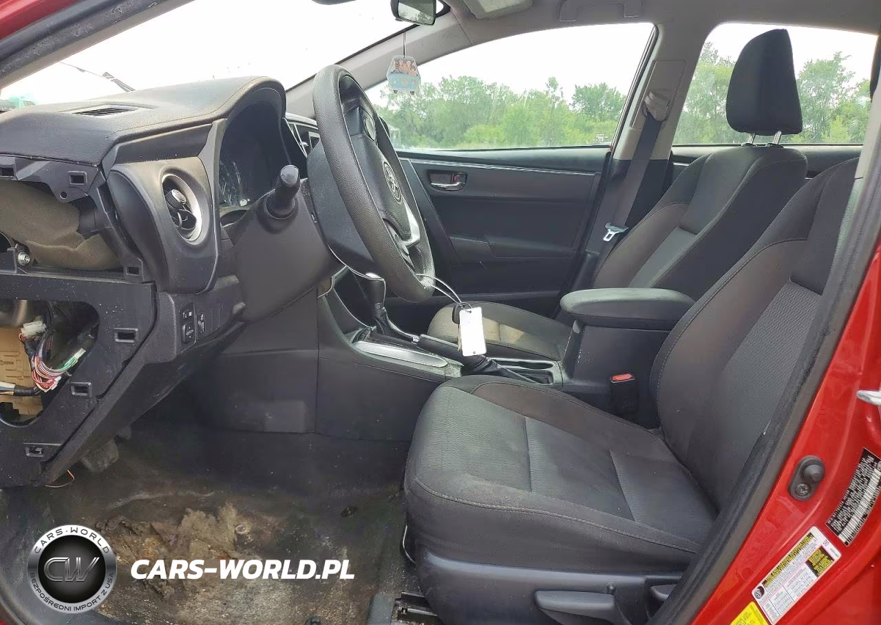 2018 Toyota Corolla Le VIN:2T1BURHE3JC119427 - 7