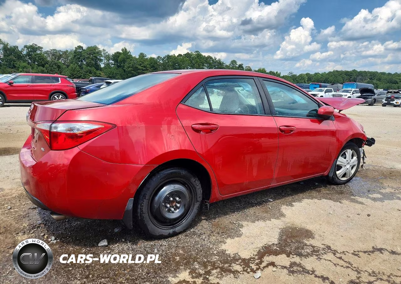 2016 Toyota Corolla Le VIN:2T1BURHE1GC732638 - 3