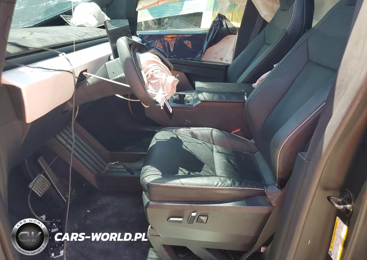 2024 Tesla Cybertruck VIN:7G2CEHEE3RA018468 - 7