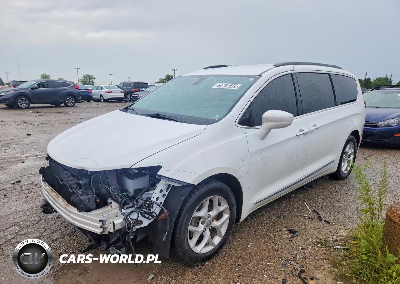 2017 Chrysler Pacifica Touring L