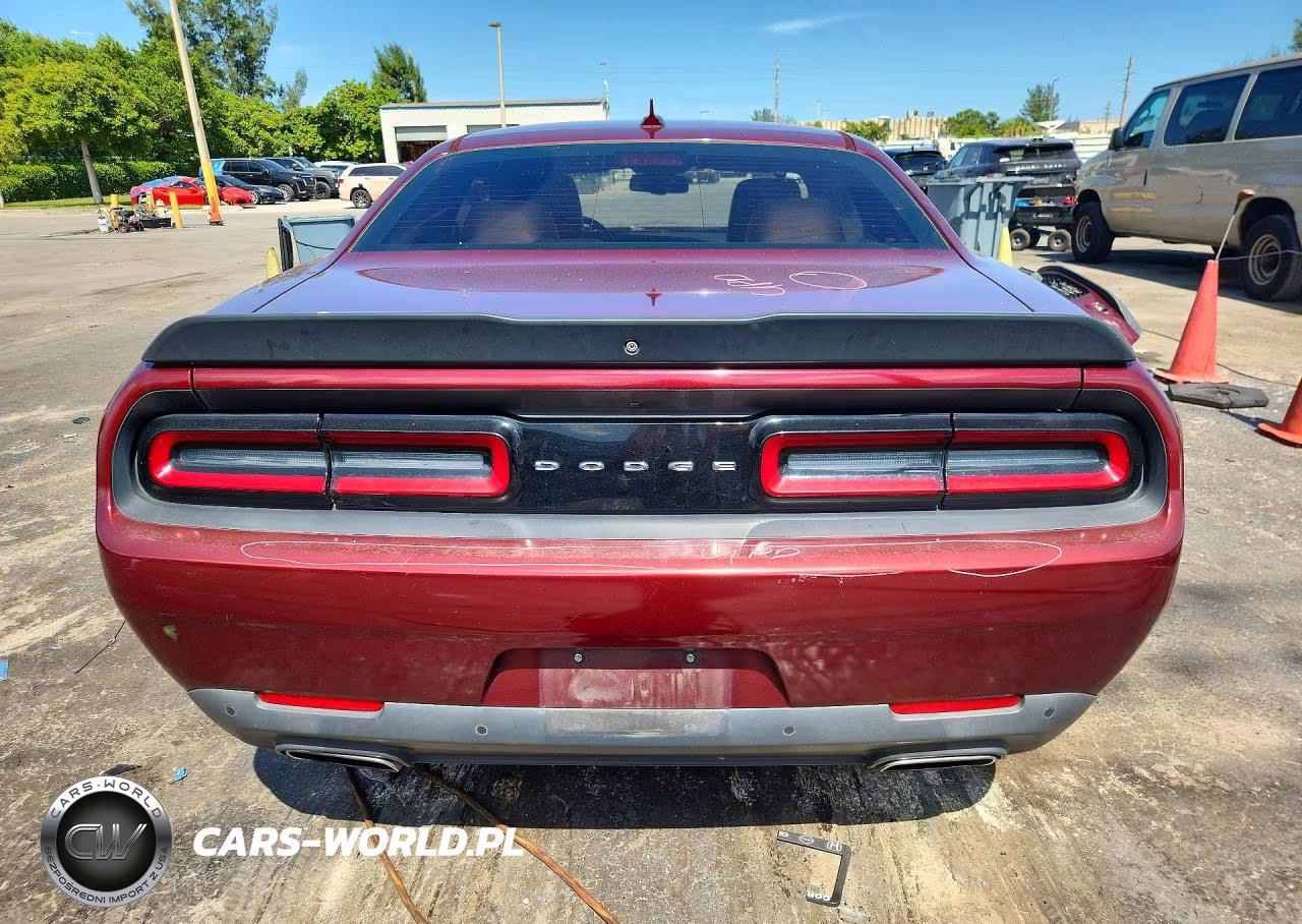 2018 Dodge Challenger Sxt VIN:2C3CDZAG1JH116570 - 6