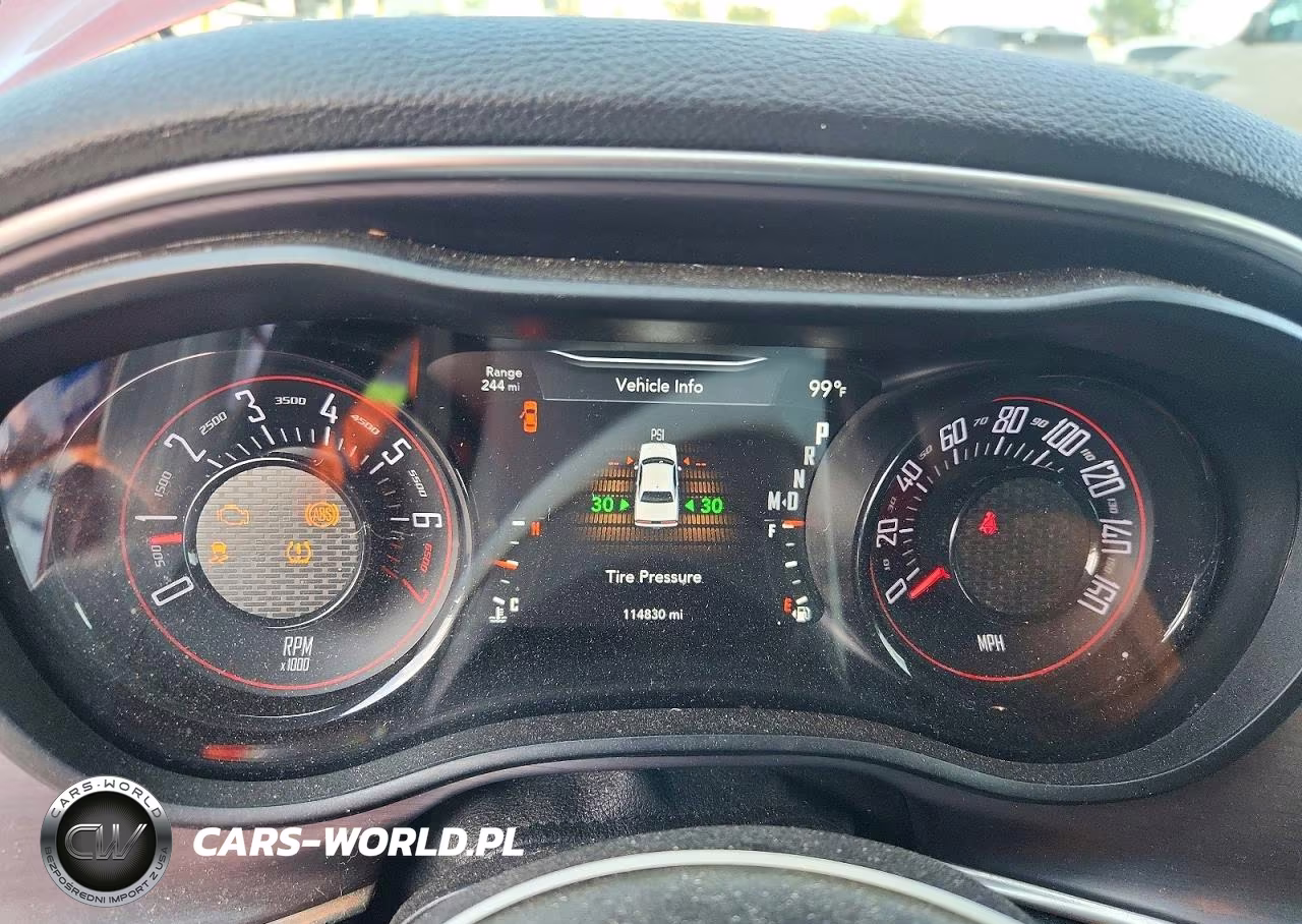 2018 Dodge Challenger Sxt VIN:2C3CDZAG1JH116570 - 9