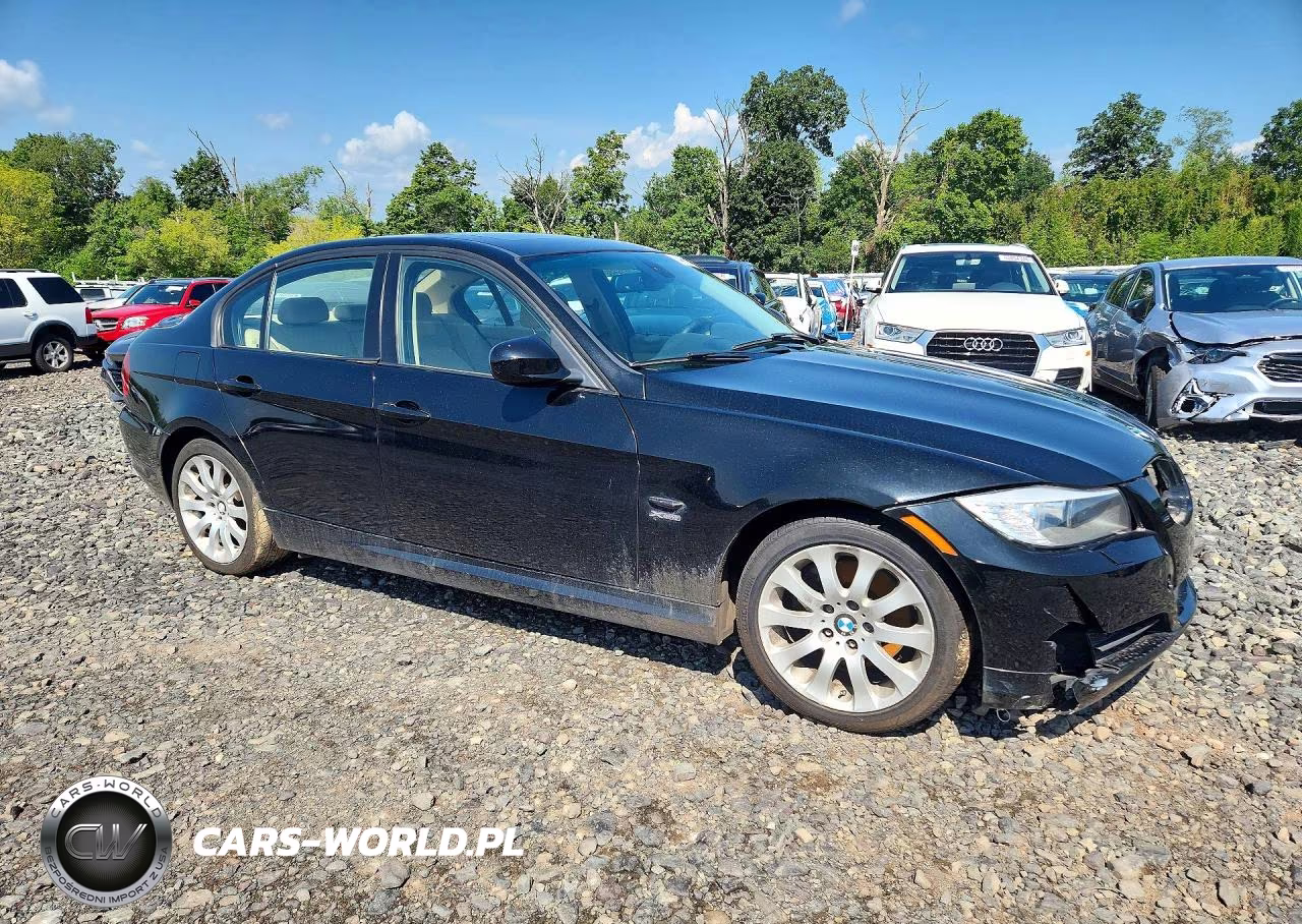 2011 BMW 328 Xi Sulev VIN:WBAPK5G57BNN81992 - 4
