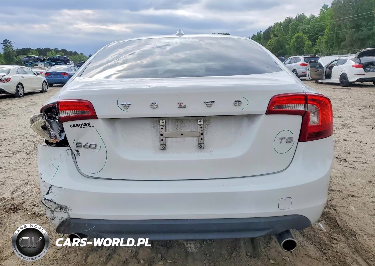 2013 Volvo S60 T5 VIN:YV1612FS1D1226585 - 6