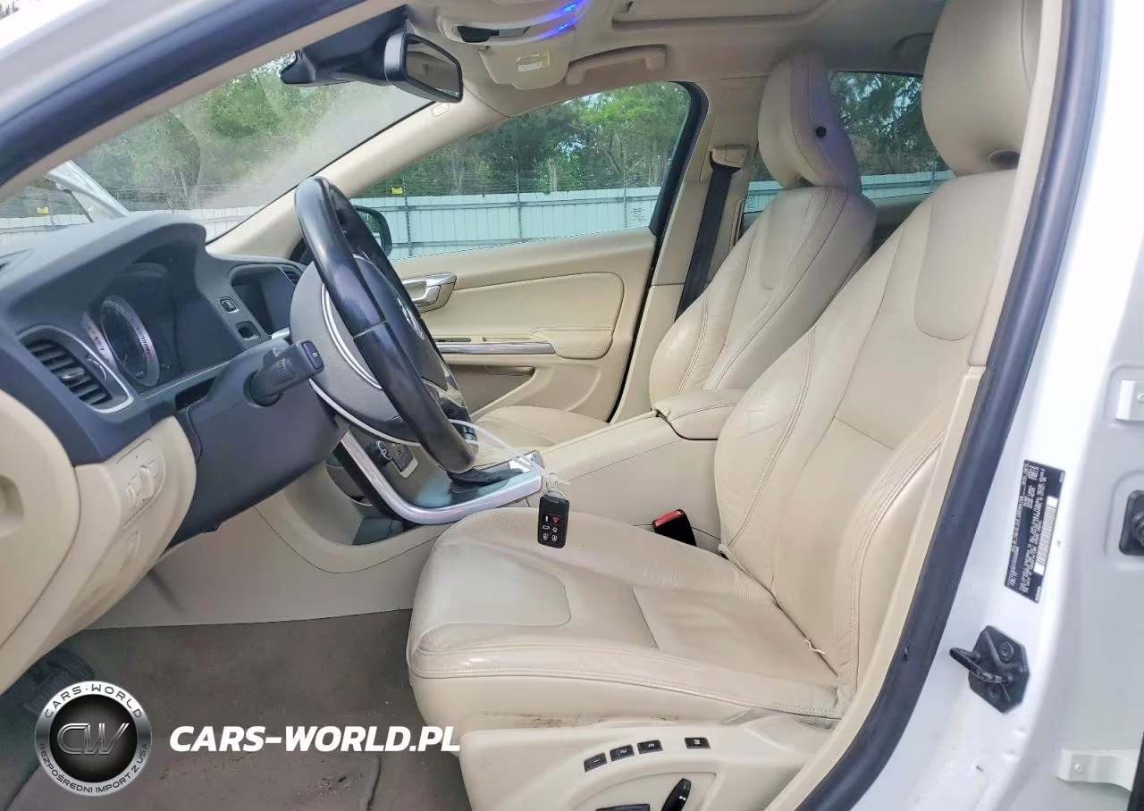 2013 Volvo S60 T5 VIN:YV1612FS1D1226585 - 7
