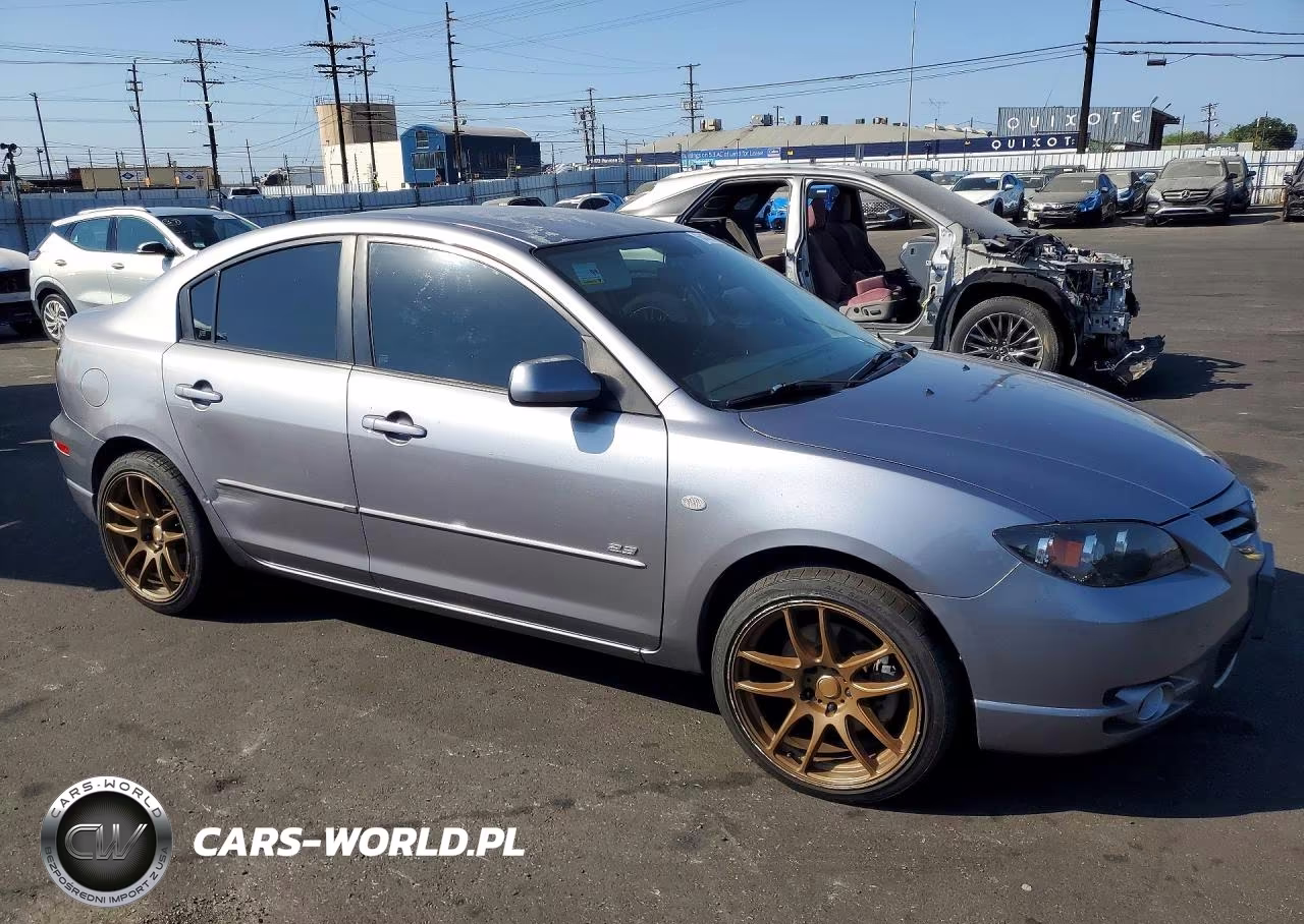 2005 Mazda 3 S VIN:JM1BK123751323060 - 4