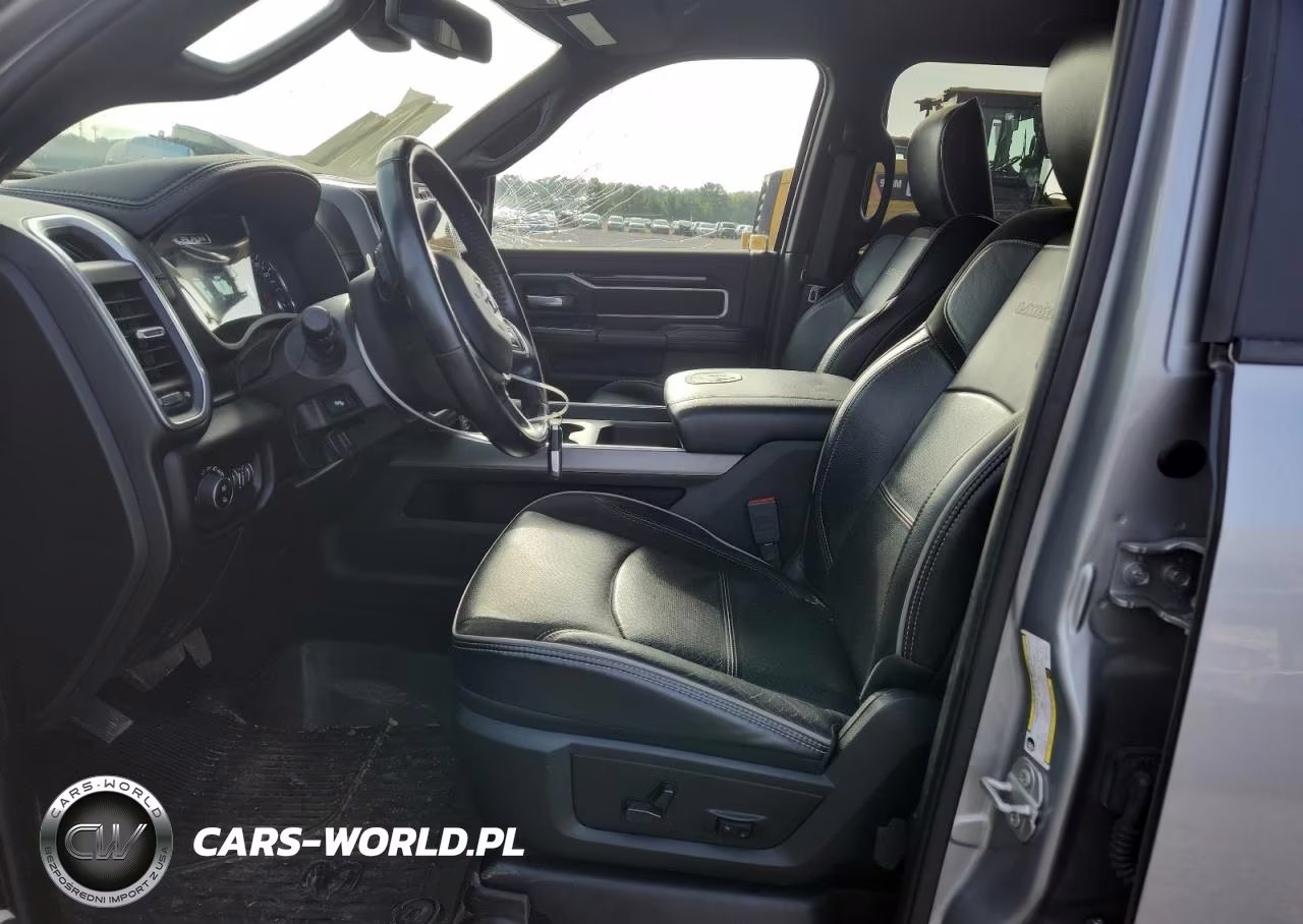 2021 Ram 2500 Laramie VIN:3C6UR5NL1MG544507 - 7