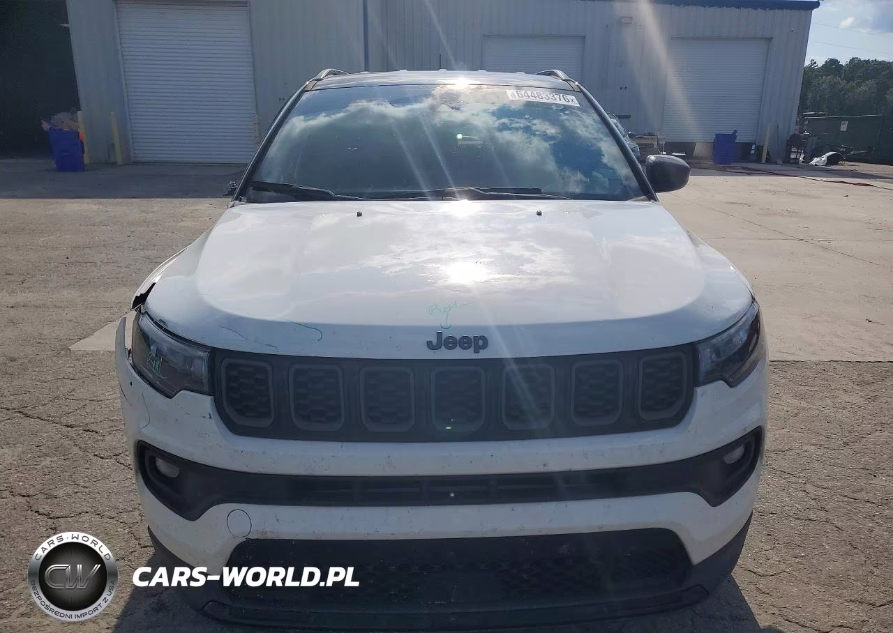 2024 Jeep Compass Latitude VIN:3C4NJDBN1RT116195 - 5