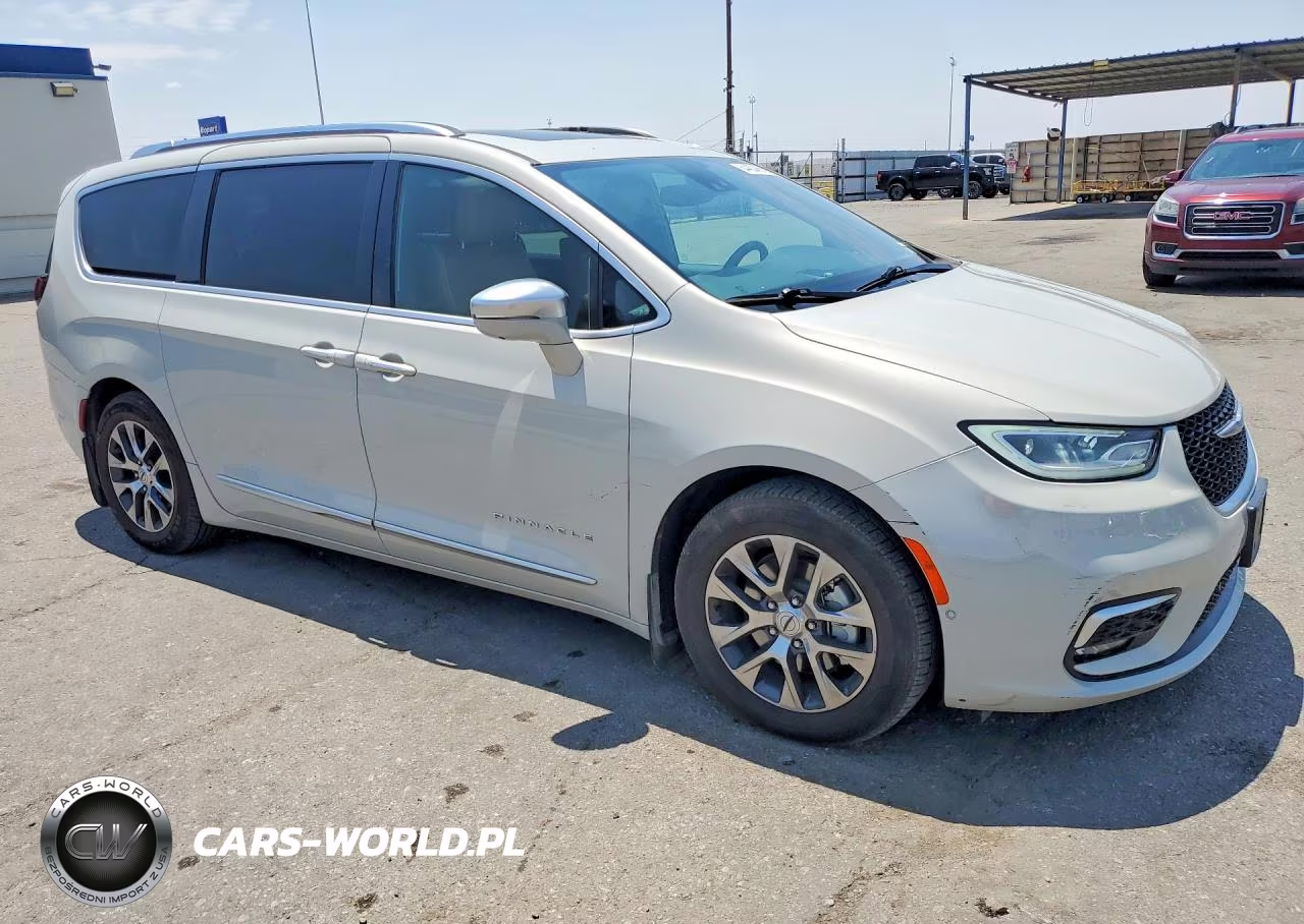 2021 Chrysler Pacifica Hybrid Pinnacle VIN:2C4RC1N72MR522621 - 4
