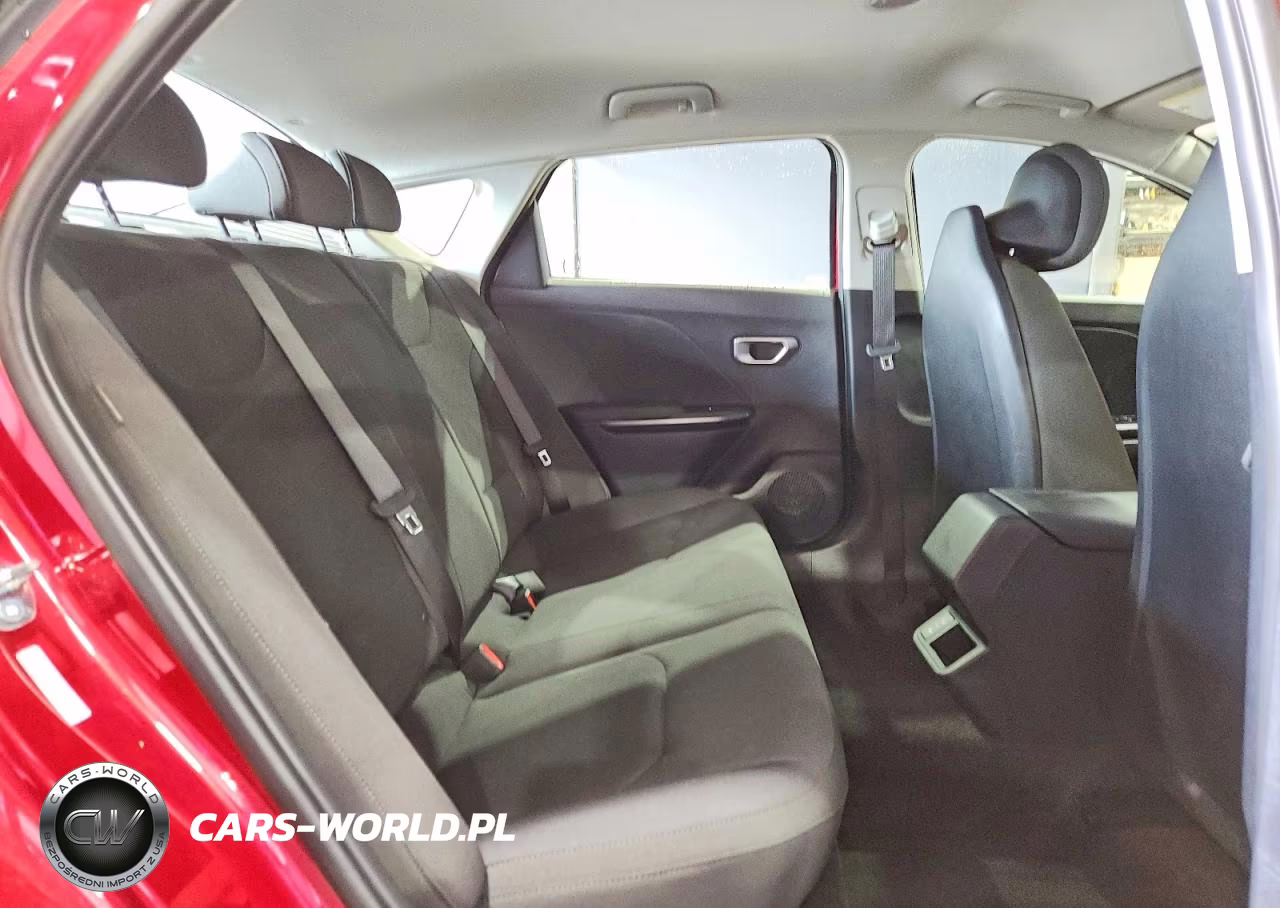 2026 Kia K4 Lxs VIN:3KPFT4DE5TE312583 - 10