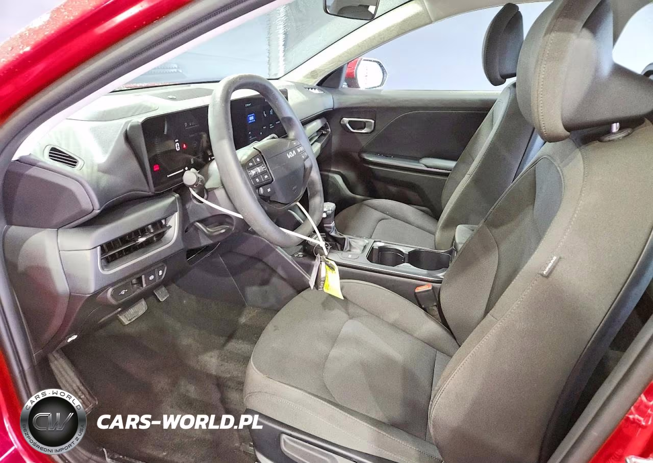 2026 Kia K4 Lxs VIN:3KPFT4DE5TE312583 - 7