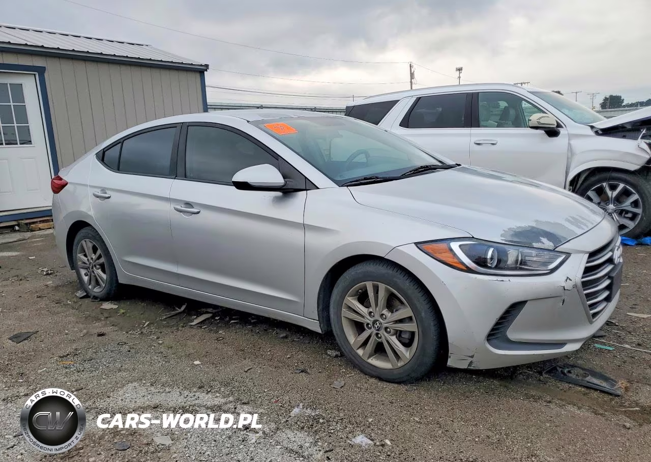 2017 Hyundai Elantra Se VIN:5NPD84LF1HH042256 - 4
