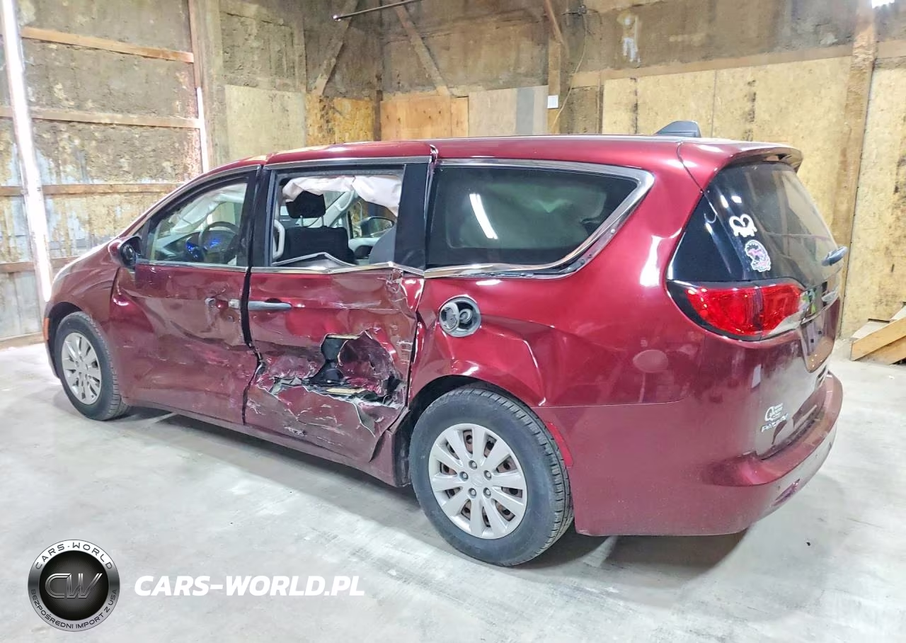 2018 Chrysler Pacifica L VIN:2C4RC1AG5JR101672 - 2