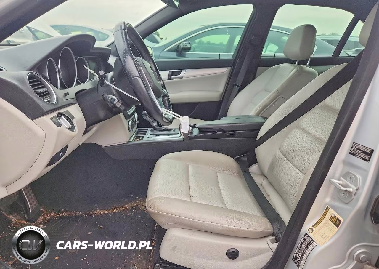 2012 Mercedes-Benz C 300 4Matic VIN:WDDGF8BBXCA713986 - 7