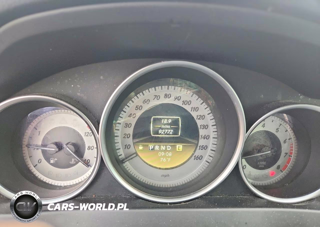 2012 Mercedes-Benz C 300 4Matic VIN:WDDGF8BBXCA713986 - 9