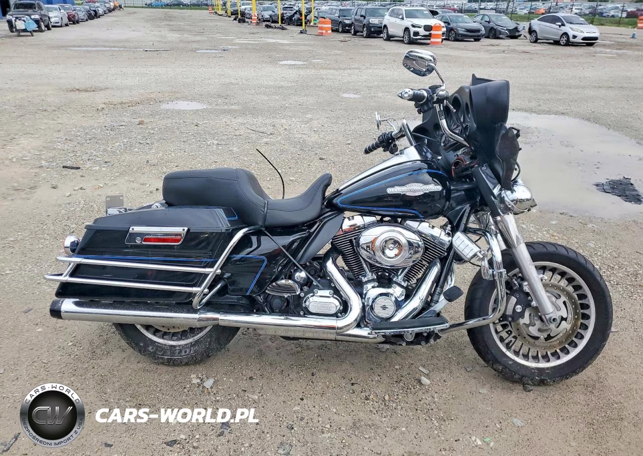 2012 Harley-Davidson Flhtcu Ultra Classic Electra Glide VIN:1HD1FLM10CB622564 - 1