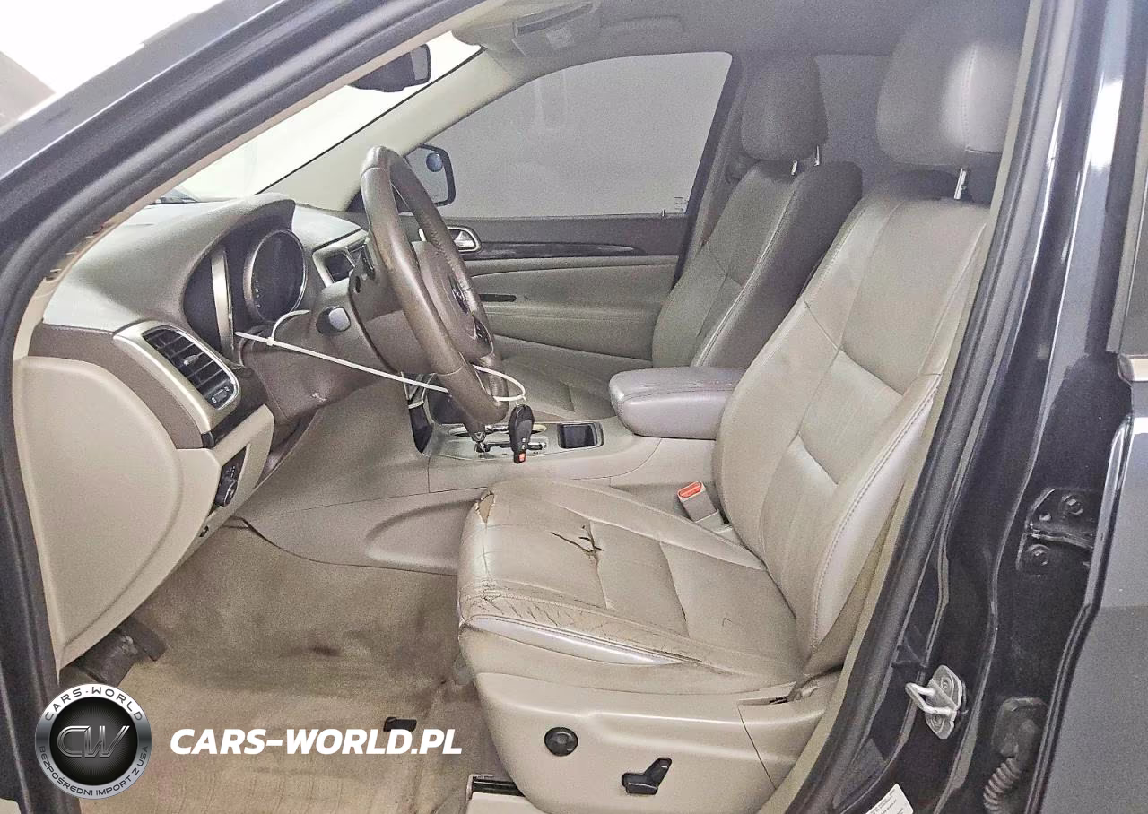 2012 Jeep Grand Cherokee Laredo VIN:1C4RJFAG0CC341419 - 7
