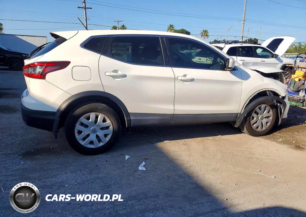 2020 Nissan Rogue Sport S VIN:JN1BJ1CV5LW260949 - 3