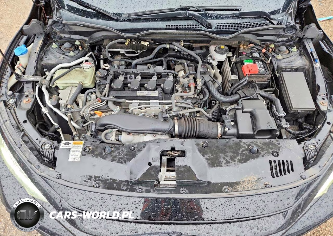 2018 Honda Civic Sport Touring VIN:SHHFK7H93JU230312 - 11