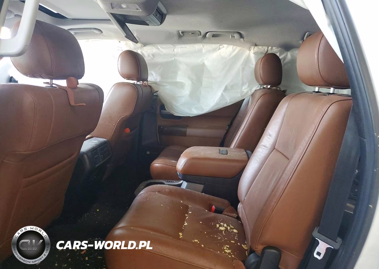 2016 Toyota Sequoia Platinum VIN:5TDDY5G19GS136222 - 11
