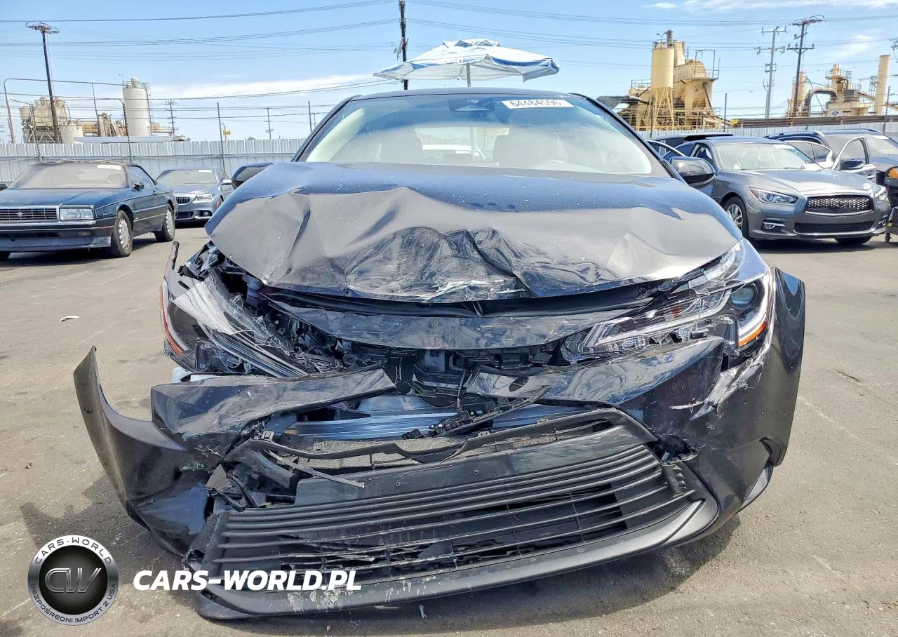 2026 Toyota Corolla Le VIN:JTDB4MEE7T3041804 - 5