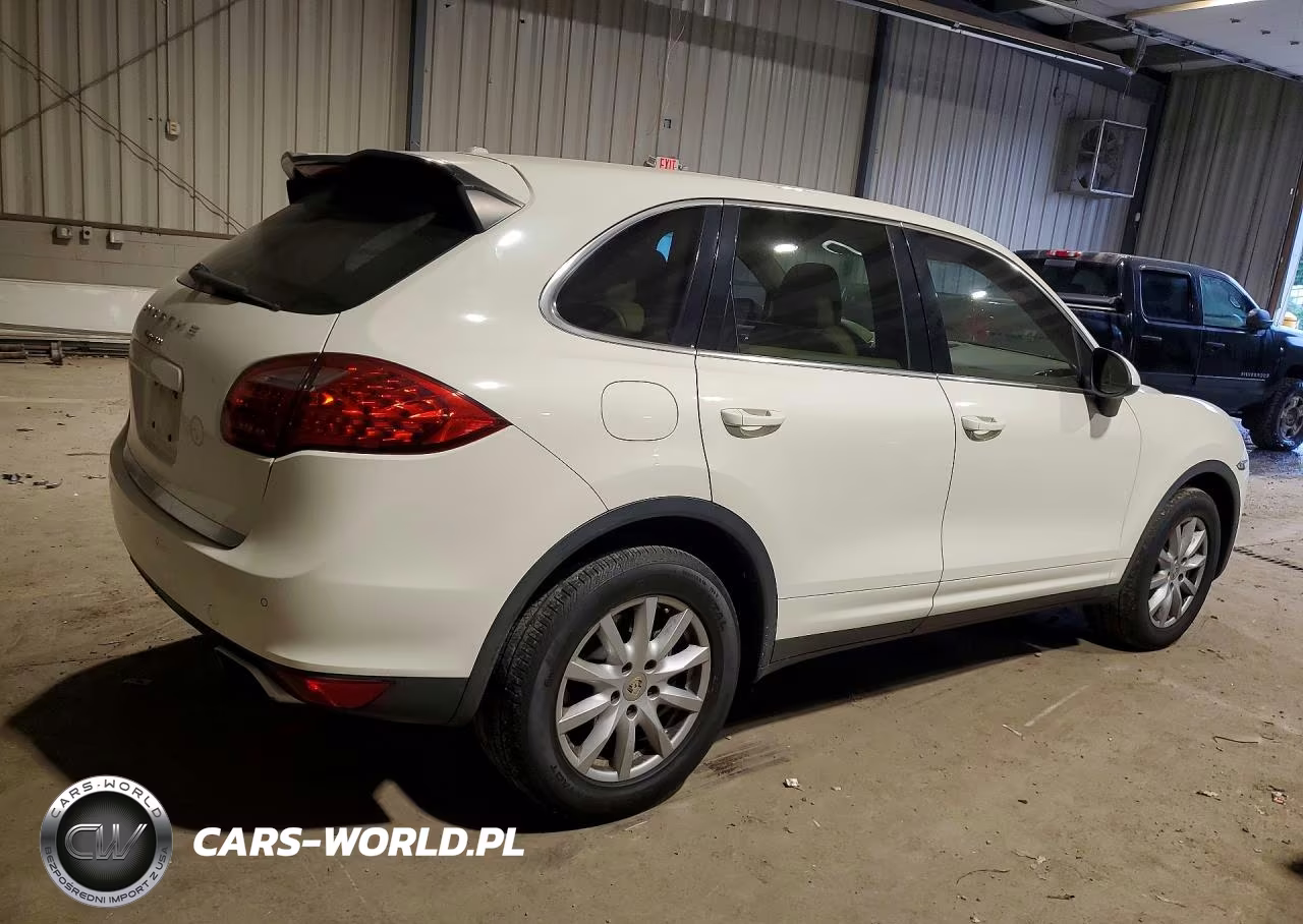 2011 Porsche Cayenne VIN:WP1AA2A26BLA04311 - 3