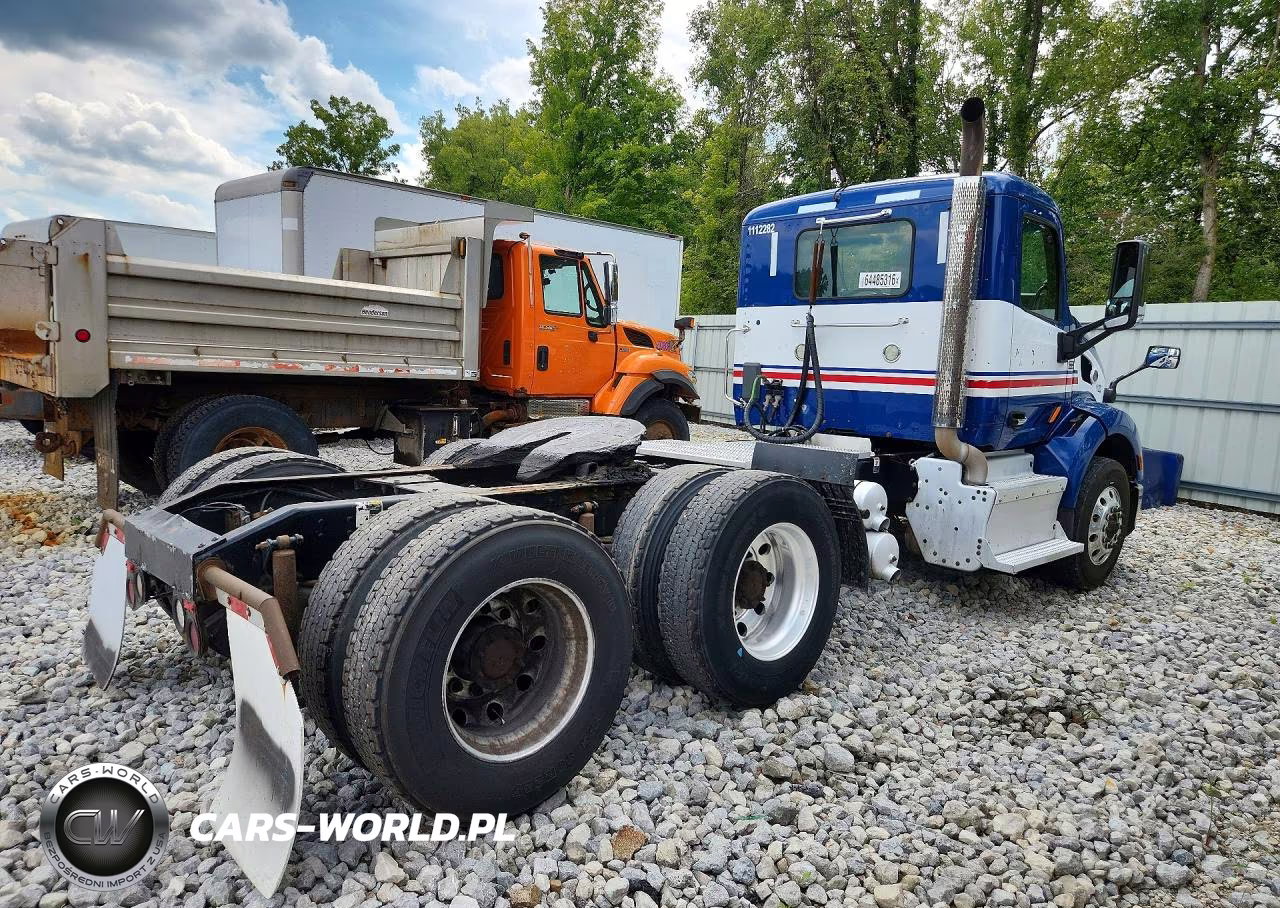 2017 Peterbilt 579 Semi Truck VIN:1XPBDP9X4HD358761 - 3