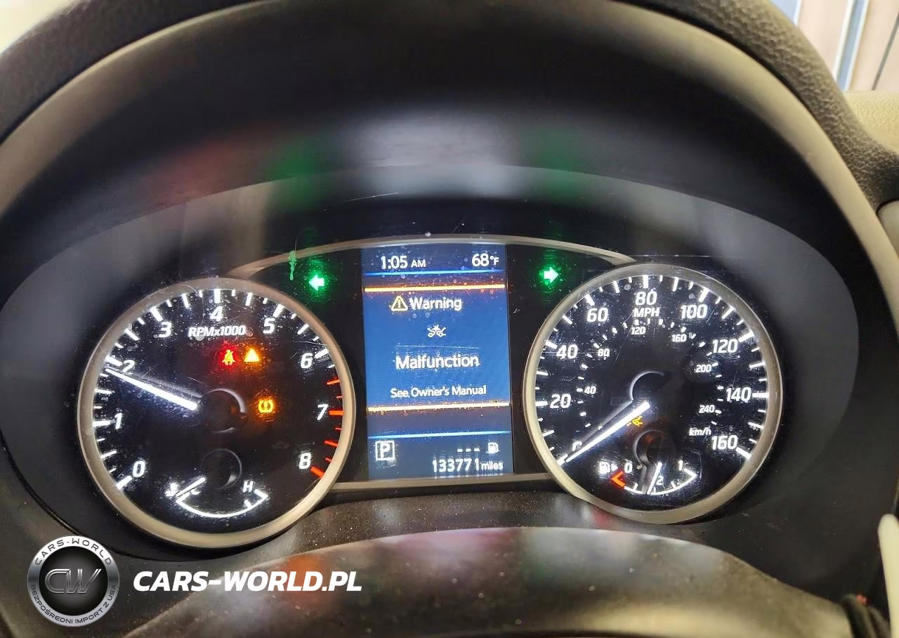2019 Nissan Sentra S VIN:3N1AB7AP3KL603682 - 9