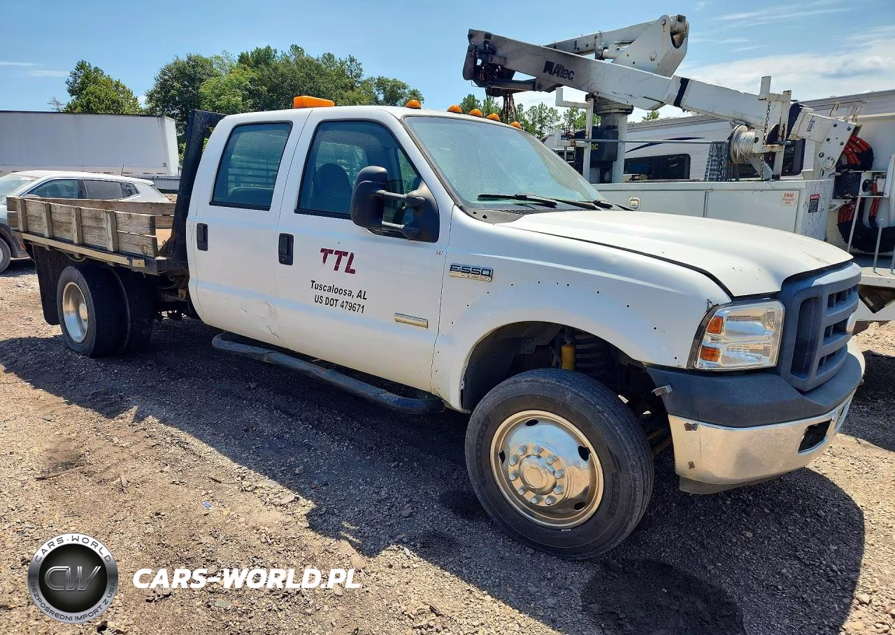 2007 Ford F550 Super Duty VIN:1FDAW56P47EA80075 - 4