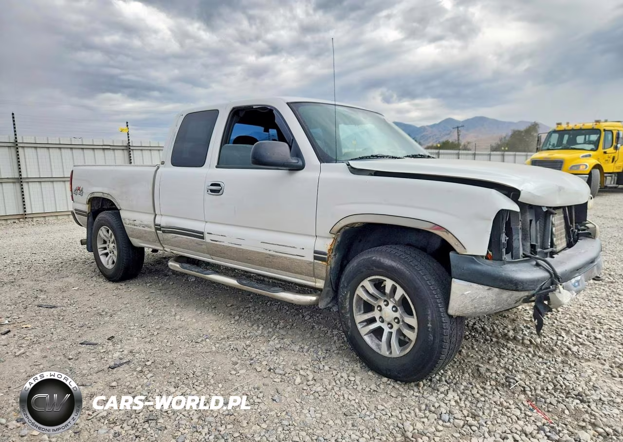 2000 Chevrolet Silverado K1500 VIN:1GCEK19TXYE169296 - 4