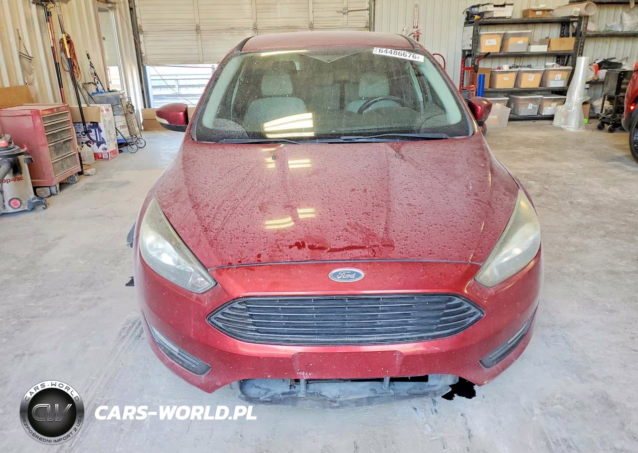 2016 Ford Focus Se VIN:1FADP3FE4GL234464 - 5