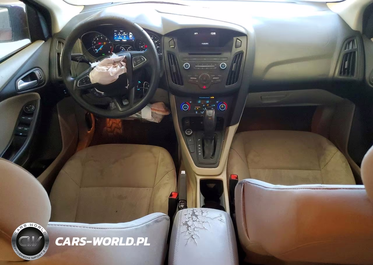 2016 Ford Focus Se VIN:1FADP3FE4GL234464 - 8