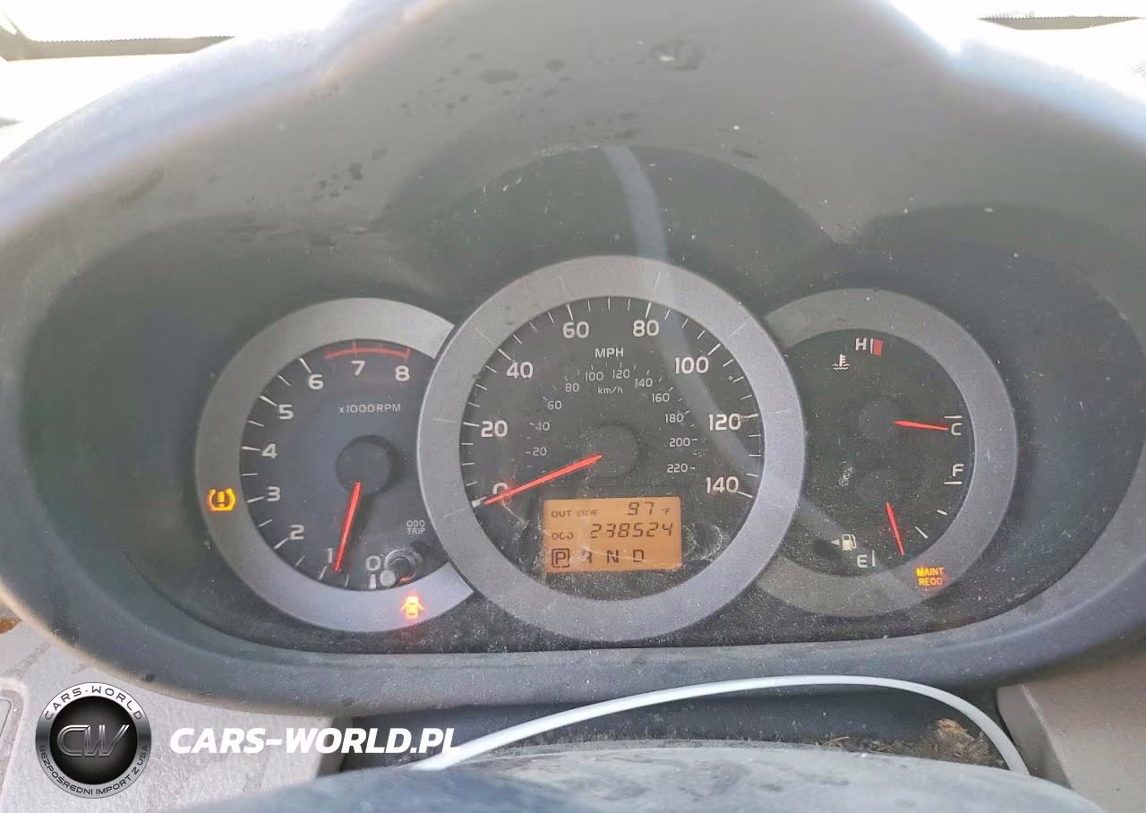 2006 Toyota Rav4 Base VIN:JTMBD35V665047967 - 9