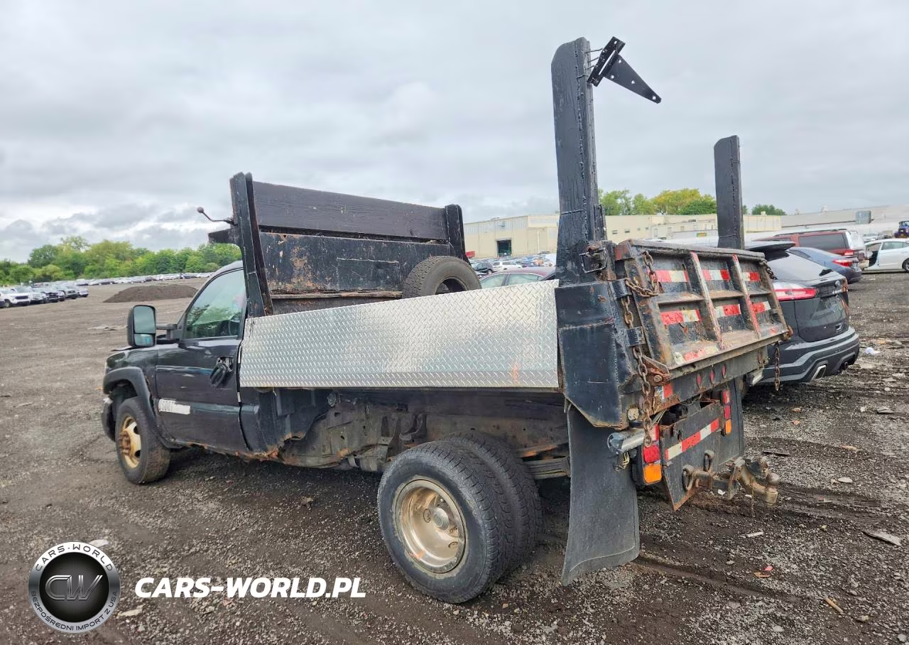 2004 GMC Sierra Dump Truck VIN:1GDJK34UX4E222255 - 2