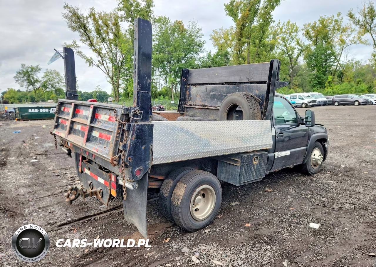 2004 GMC Sierra Dump Truck VIN:1GDJK34UX4E222255 - 3