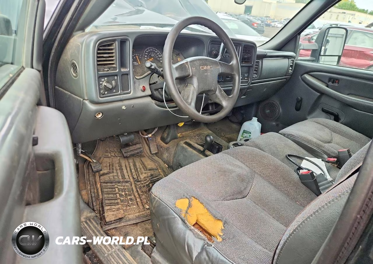 2004 GMC Sierra Dump Truck VIN:1GDJK34UX4E222255 - 8