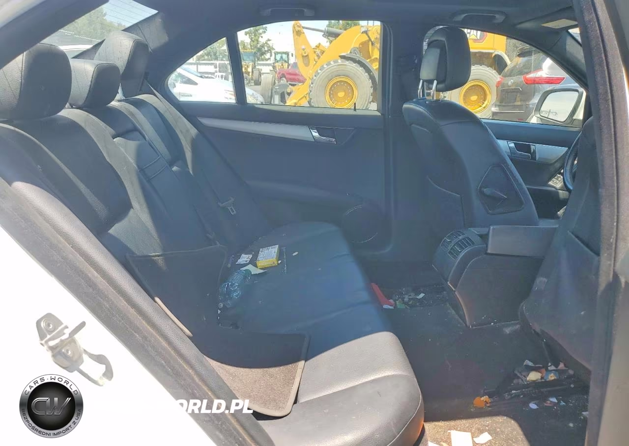 2009 Mercedes-Benz C 300 VIN:WDDGF54X59R070562 - 10