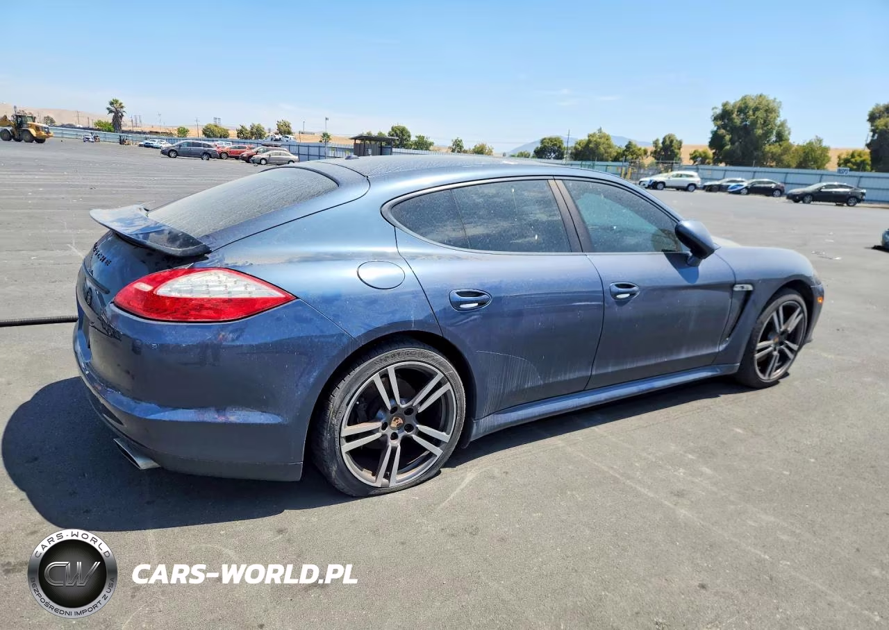2013 Porsche Panamera 2 VIN:WP0AA2A71DL012316 - 3