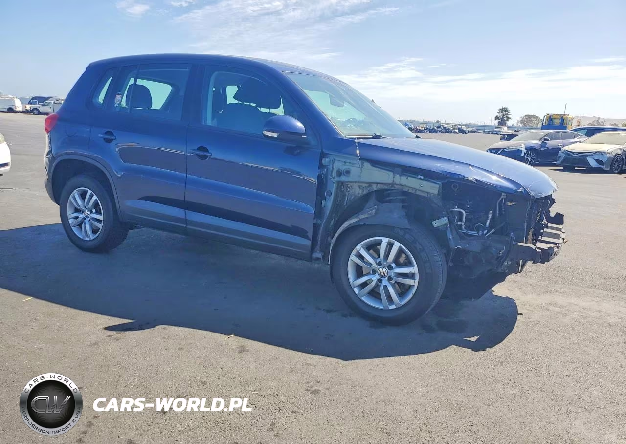 2014 Volkswagen Tiguan S VIN:WVGAV3AX7EW504208 - 4