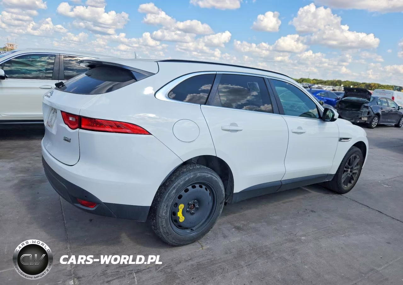 2017 Jaguar F-Pace Prestige VIN:SADCK2BN5HA088341 - 3