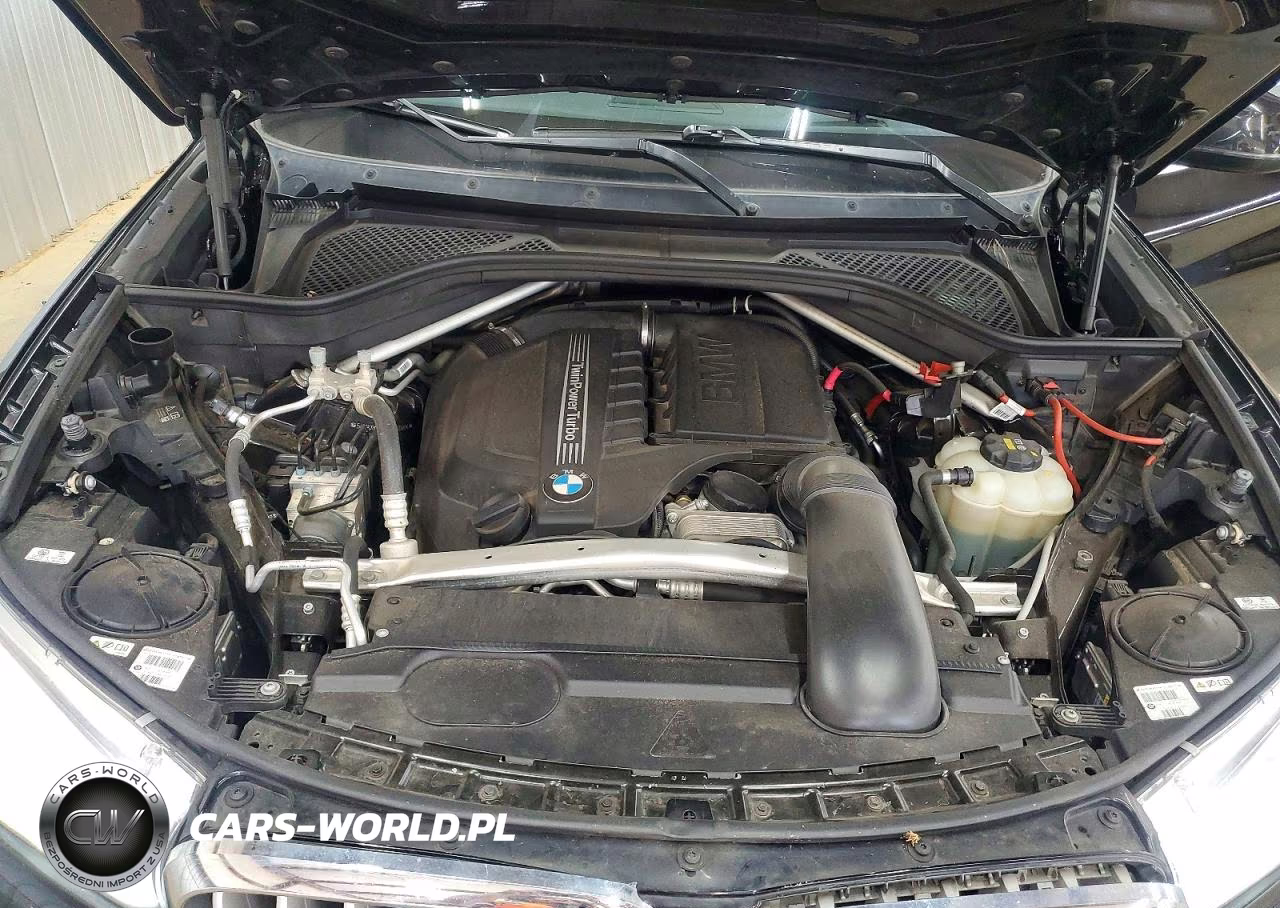 2017 BMW X5 xDrive35I VIN:5UXKR0C33H0X80204 - 12