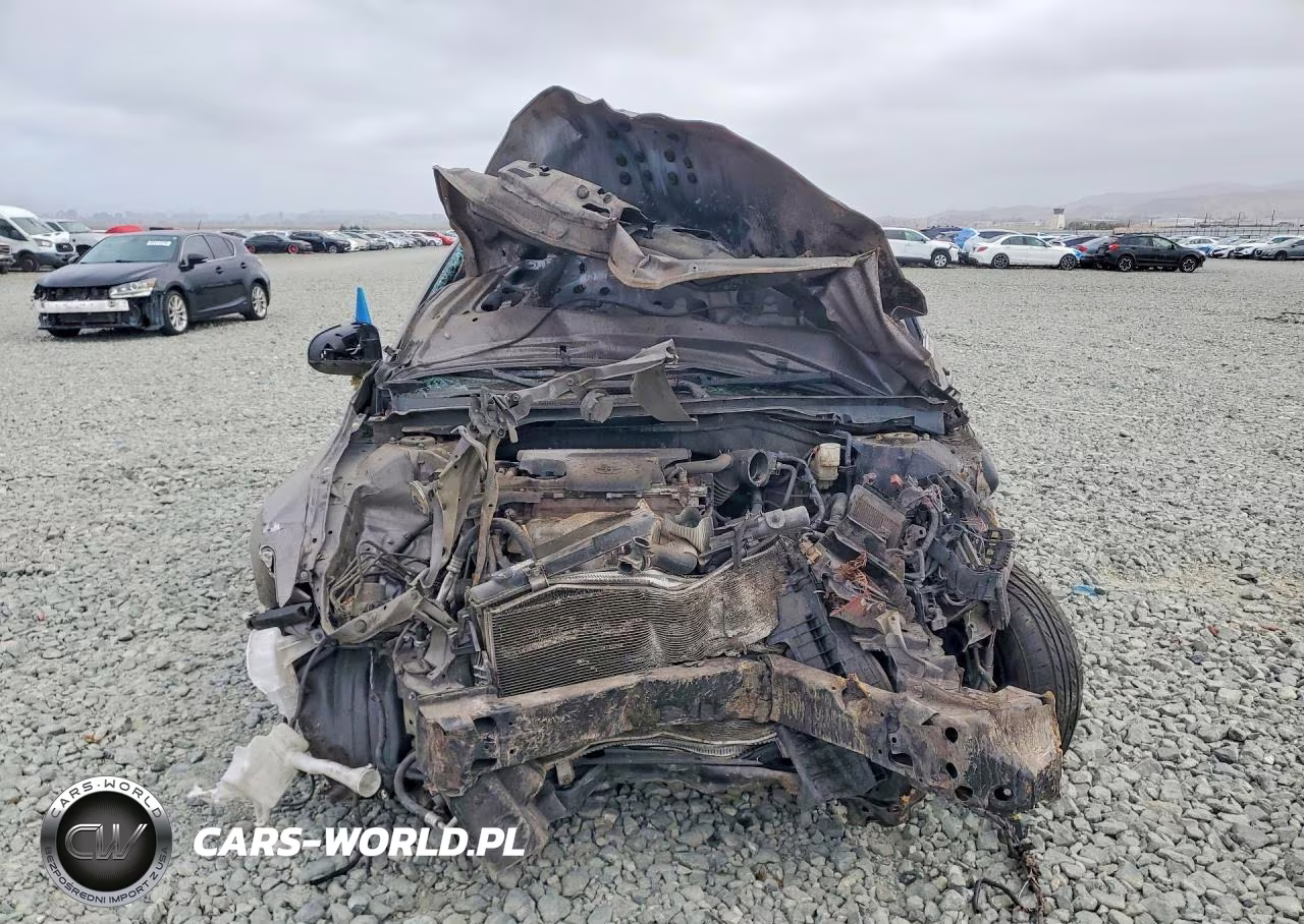 2016 Toyota Camry Le VIN:4T1BF1FK1GU571386 - 5