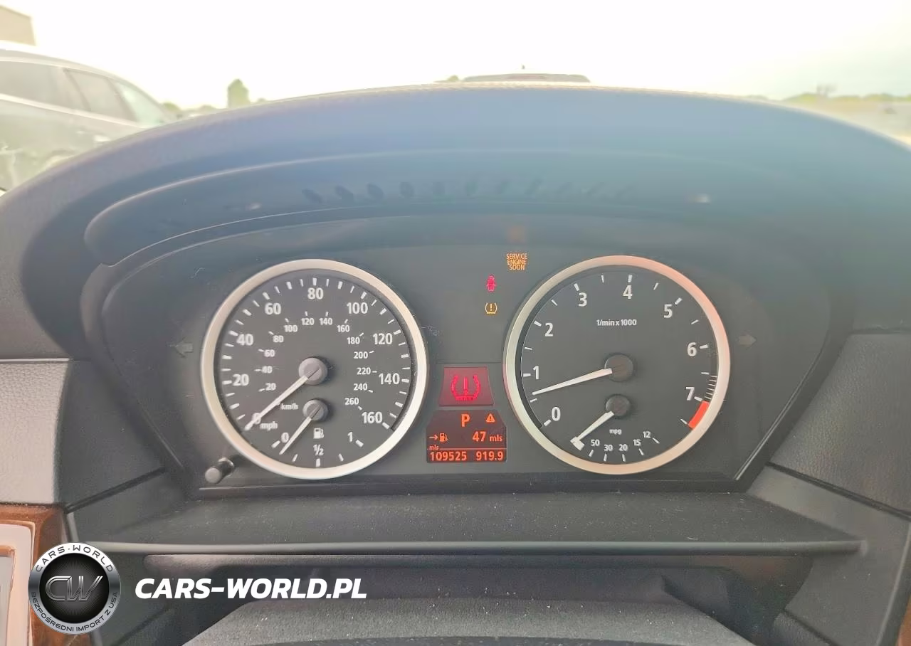 2007 BMW 525 Xi VIN:WBANF33537CS41702 - 10