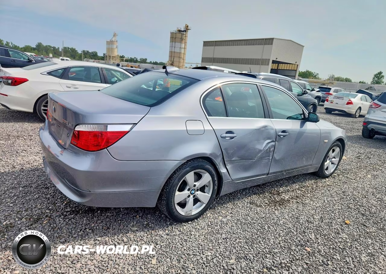 2007 BMW 525 Xi VIN:WBANF33537CS41702 - 3
