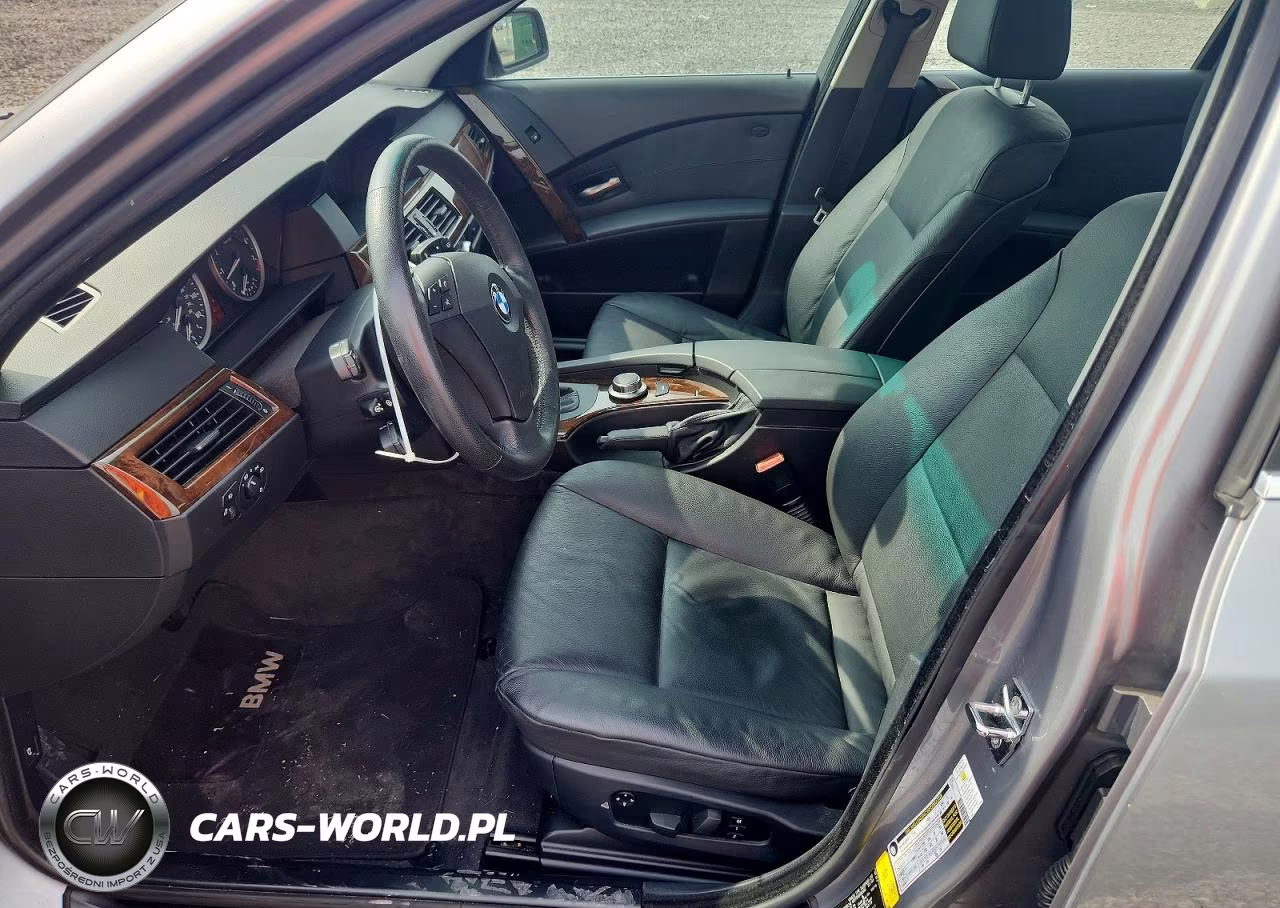 2007 BMW 525 Xi VIN:WBANF33537CS41702 - 8
