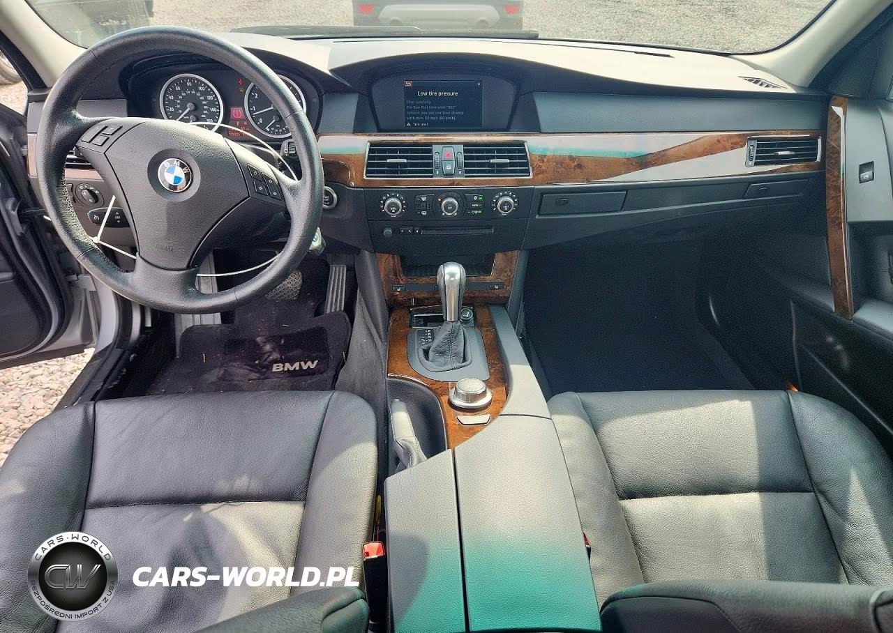 2007 BMW 525 Xi VIN:WBANF33537CS41702 - 9