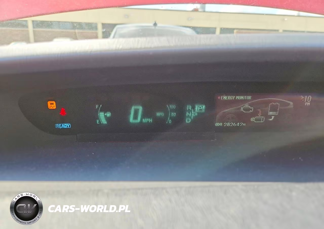 2015 Toyota Prius Two VIN:JTDKN3DU4F1878333 - 9