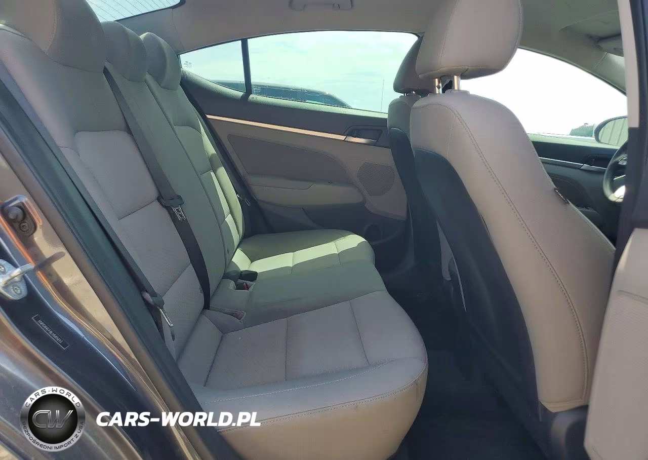 2020 Hyundai Elantra Sel VIN:5NPD84LF8LH585693 - 10