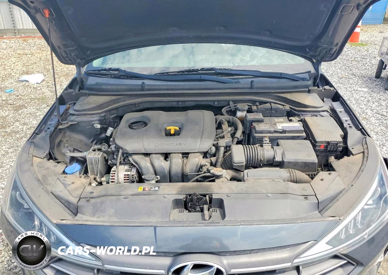 2020 Hyundai Elantra Sel VIN:5NPD84LF8LH585693 - 11