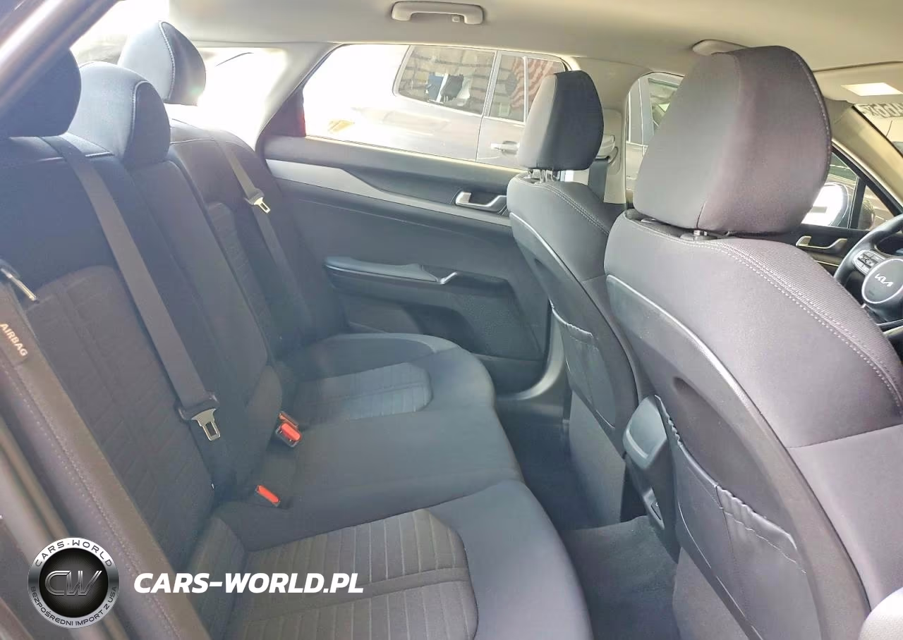 2026 Kia K5 Lxs VIN:KNAG24J73T5441265 - 10